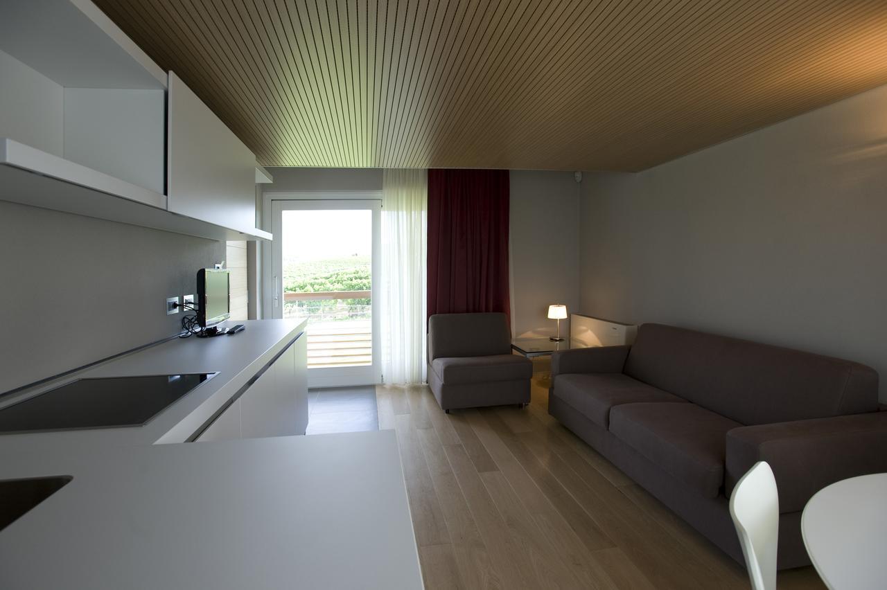 Ferienwohnung Casa Nelle Vigne Castiglione Tinella Exterior foto